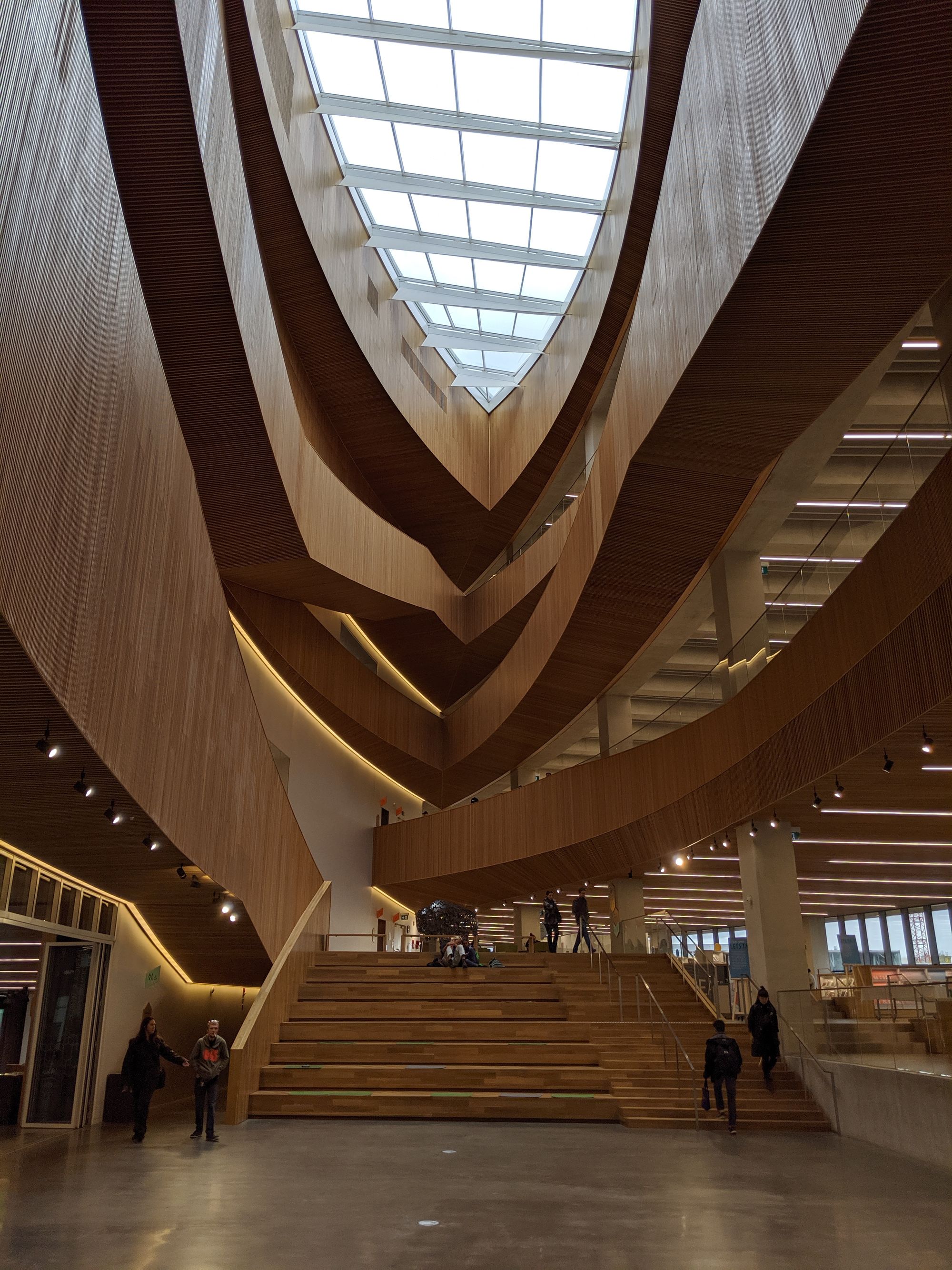 Calgary Central Library: combining intimacy and civic statement