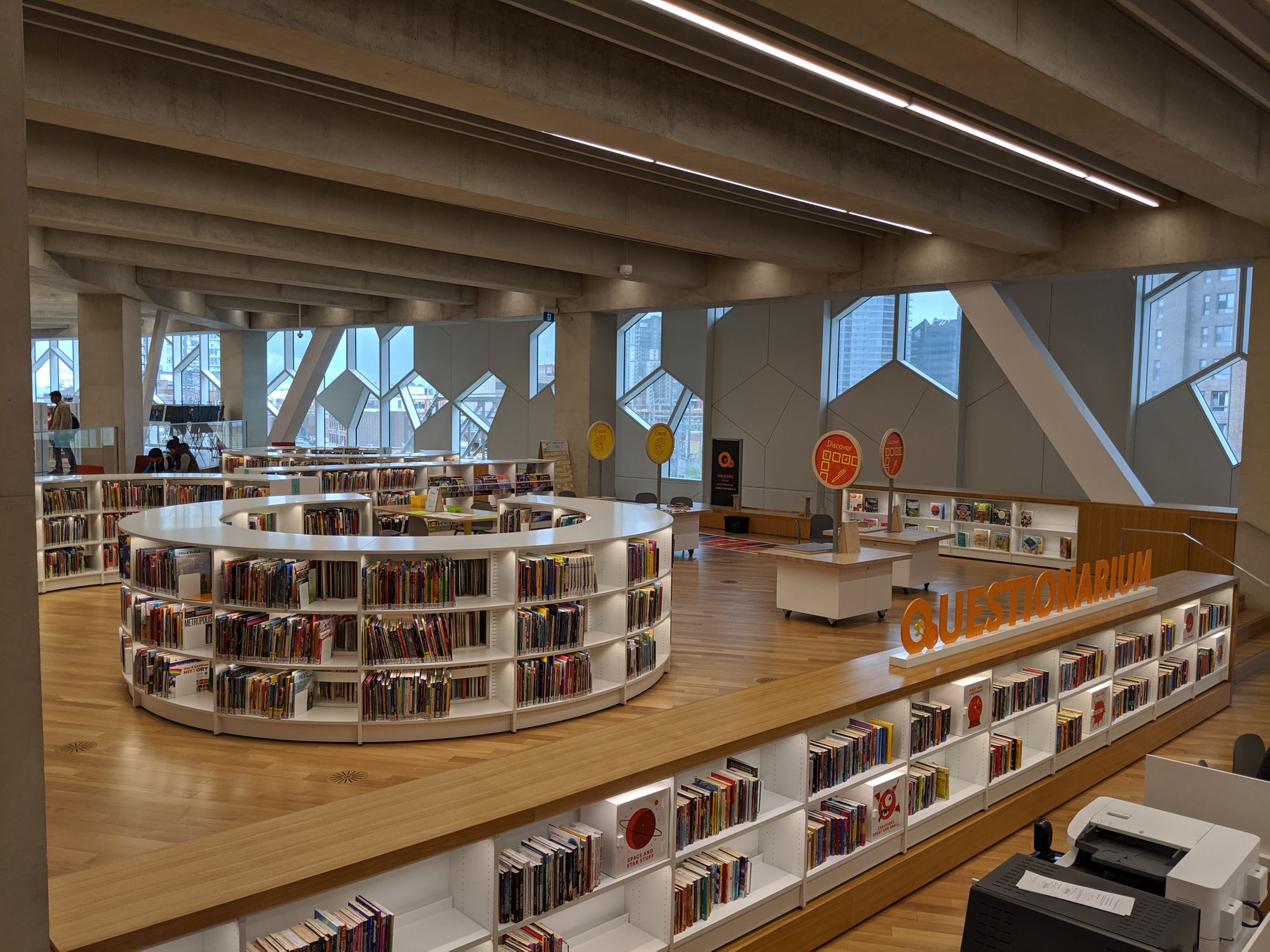 Calgary Central Library: combining intimacy and civic statement